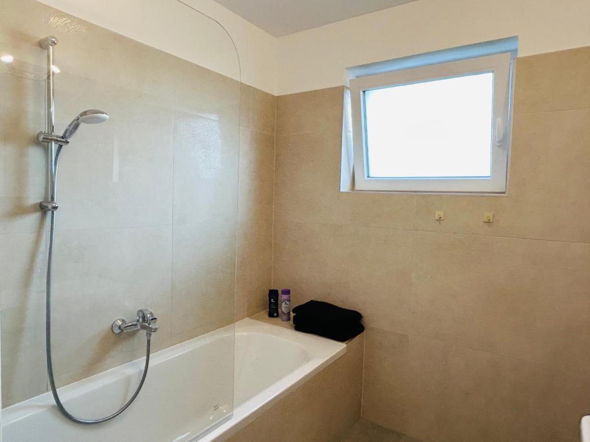 Apartament Garden - Free Parking - Modern Wiedeń Zewnętrze zdjęcie